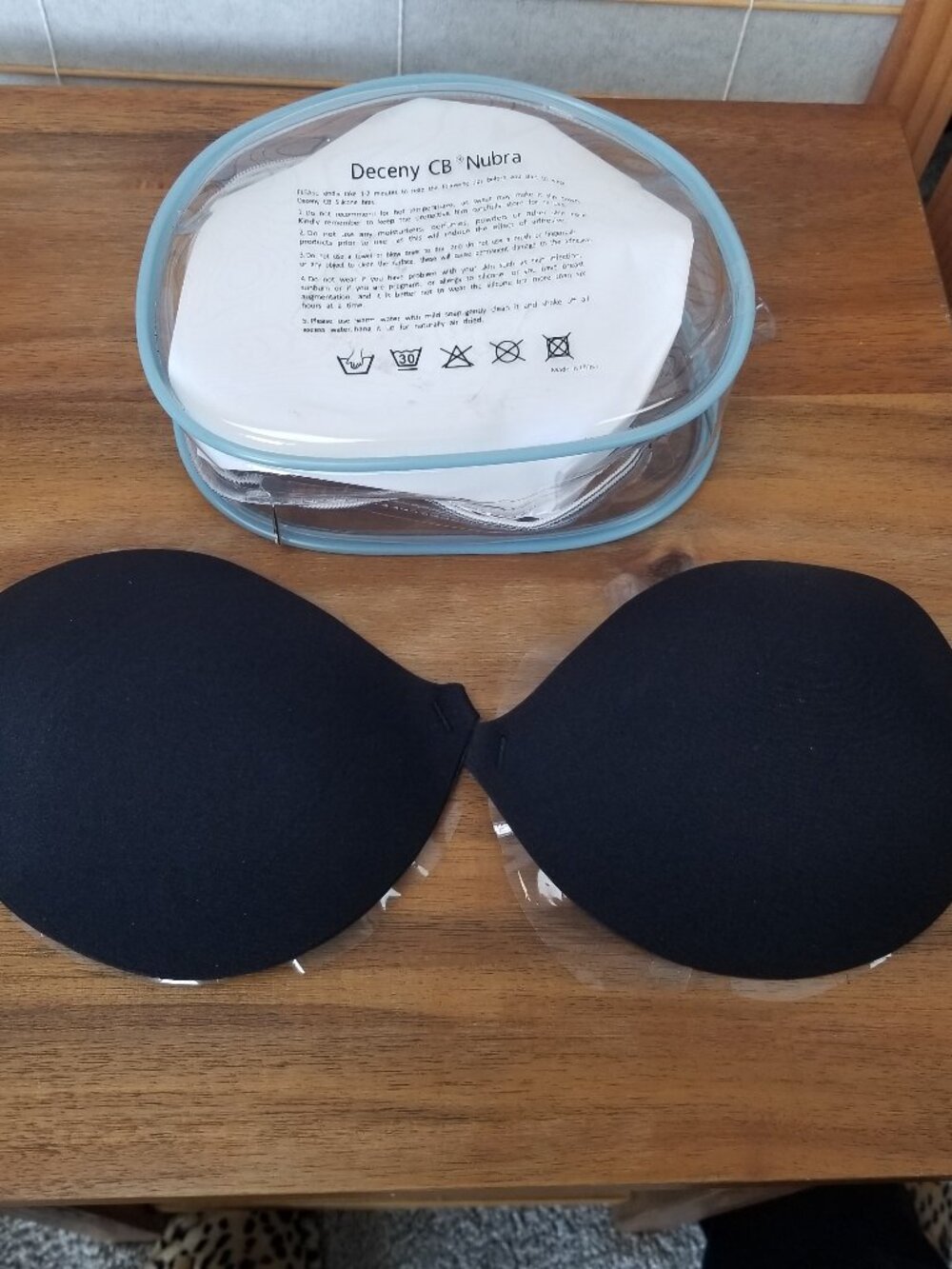 NuBra Strapless Silicone Bra in Black Front Closure C Cup Backless